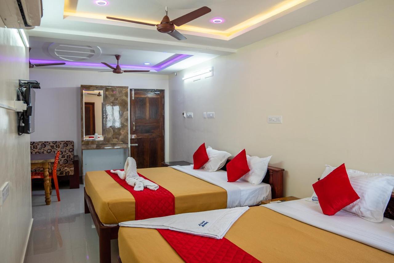 Le Suresh Guest House Puducherry Eksteriør billede